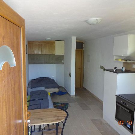 Vagon - Studio - Near Btc, Ljubljana Lägenhet Exteriör bild