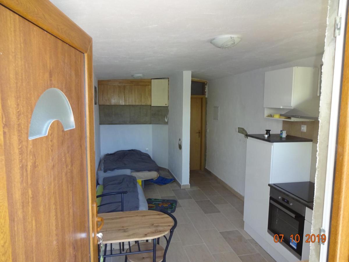 Vagon - Studio - Near Btc, Ljubljana Lägenhet Exteriör bild